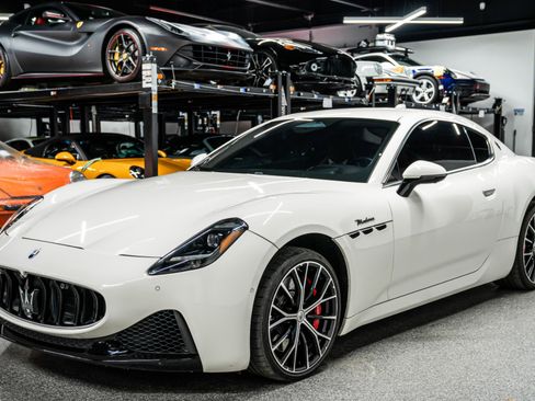 Used 2024 Maserati GranTurismo Modena image 5