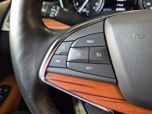 Used 2023 Cadillac XT5 Premium Luxury w/ Technology Package AWD/4WD image 25