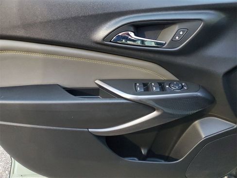 Used 2025 Chevrolet Trax ACTIV w/ Driver Confidence Package image 21