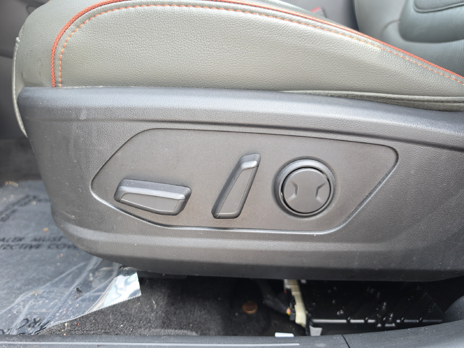 Used 2023 Hyundai Santa Cruz Limited AWD/4WD image 22