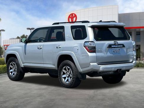 Used 2021 Toyota 4Runner TRD Off-Road Premium w/ Moonroof Package AWD/4WD image 6