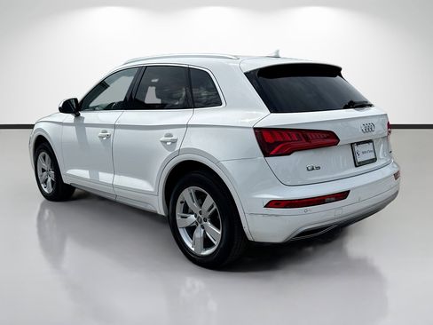 Used 2019 Audi Q5 2.0T Premium Plus w/ Premium Plus Package AWD/4WD image 5
