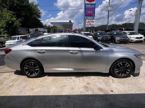 Used 2019 Honda Accord LX image 7
