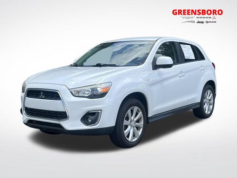 Used 2015 Mitsubishi Outlander Sport ES FWD image 1