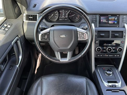 Used 2019 Land Rover Discovery Sport SE AWD/4WD image 12