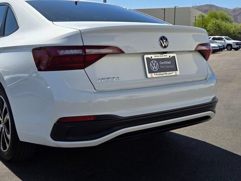 Certified 2024 Volkswagen Jetta Sport FWD image 6