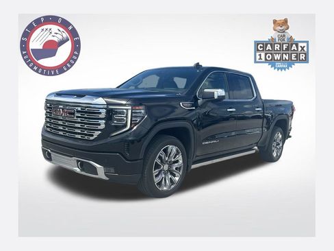 Used 2023 GMC Sierra 1500 Denali w/ Denali Reserve Package AWD/4WD image 1