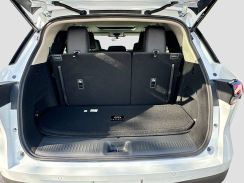 Used 2027 INFINITI QX60 Luxe w/ Cargo Package FWD image 29