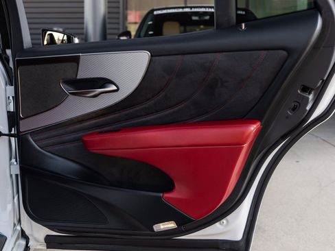 Used 2023 Lexus LS 500 F Sport image 39