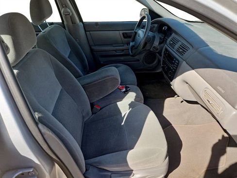 Used 2006 Ford Taurus SE FWD image 15
