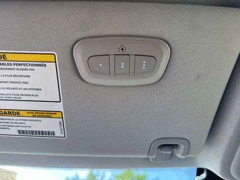 Used 2023 Jeep Cherokee Altitude Lux image 44