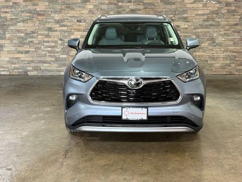 Used 2021 Toyota Highlander Platinum AWD/4WD image 35