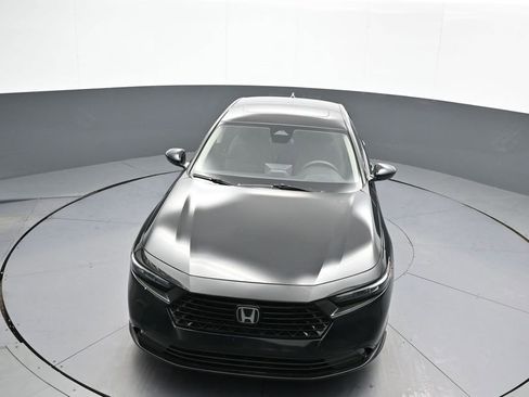 Certified 2023 Honda Accord EX image 32