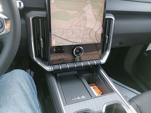 New 2026 GMC Acadia Elevation w/ Elevation Premium Package FWD image 24