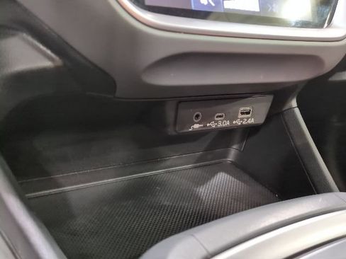 Certified 2024 Subaru Crosstrek 2.0i Premium AWD/4WD image 11