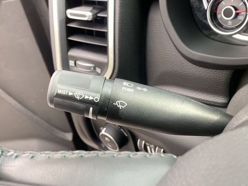 Used 2021 RAM 3500 Laramie image 27