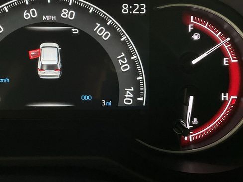 New 2025 Toyota RAV4 LE image 38