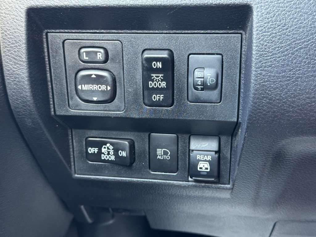 Used 2021 Toyota Tundra SR5 w/ TRD Off-Road Package AWD/4WD image 30