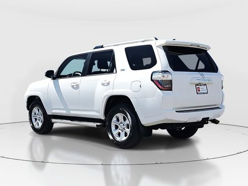 Certified 2022 Toyota 4Runner SR5 Premium AWD/4WD image 7