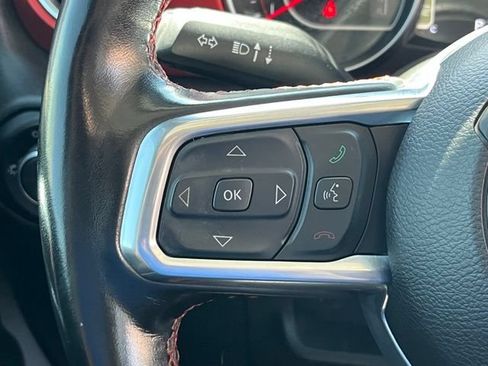 Used 2021 Jeep Gladiator Rubicon AWD/4WD image 19