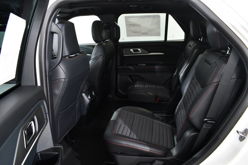 New 2027 Ford Explorer ST-Line AWD/4WD image 16