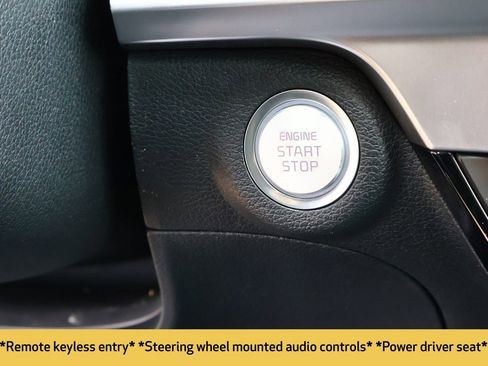 Used 2025 Kia Telluride S image 9