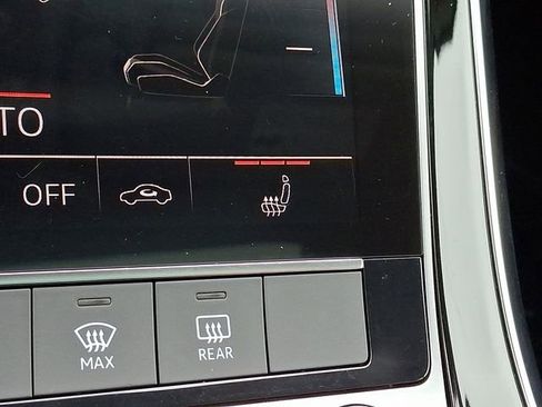 Used 2024 Audi Q7 2.0T Premium image 25