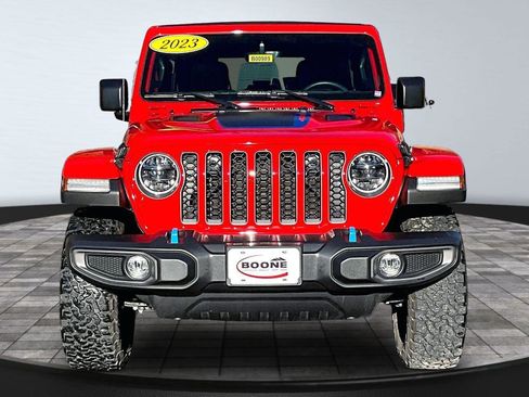 Used 2023 Jeep Wrangler Rubicon w/ Safety Group image 4