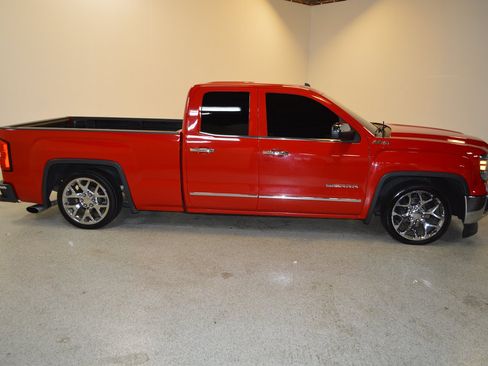 Used 2014 GMC Sierra 1500 SLT w/ Suspension Package, Off-Road AWD/4WD image 2