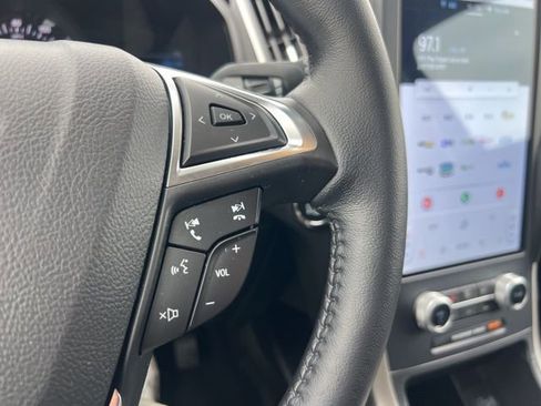 Certified 2023 Ford Edge SEL w/ Convenience Package AWD/4WD image 10