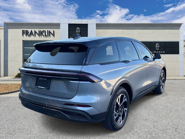 Used 2025 Lincoln Nautilus Premier w/ Equipment Group 102A AWD/4WD image 7