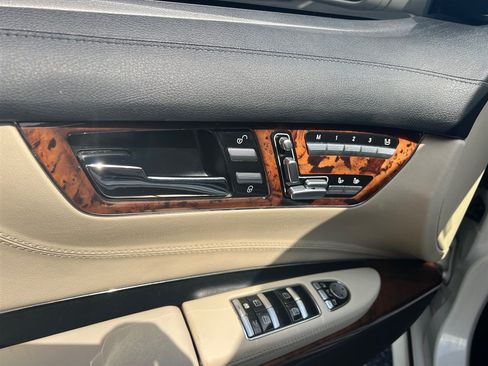 Used 2012 Mercedes-Benz CL 550 4MATIC image 22