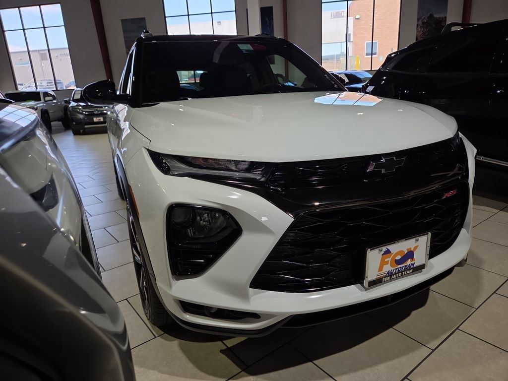 Used 2023 Chevrolet TrailBlazer RS AWD/4WD image 5