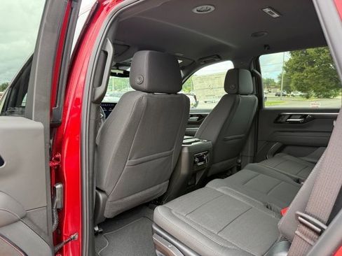 New 2025 Chevrolet Tahoe LS image 15