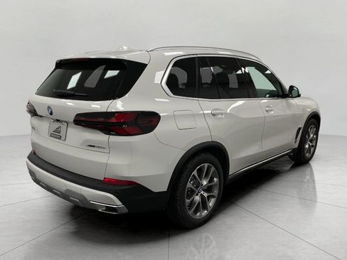 New 2026 BMW X5 xDrive50e w/ Executive Package AWD/4WD image 3