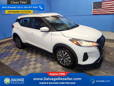 Used 2023 Nissan Kicks SV image 5