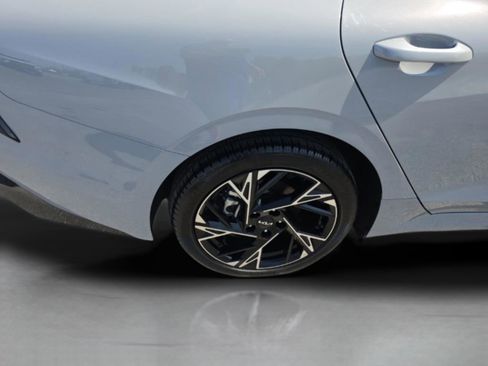 Used 2025 Kia K5 GT-Line FWD image 32