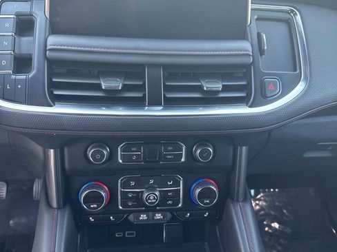 Used 2021 Chevrolet Tahoe RST w/ Luxury Package image 10