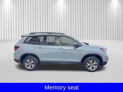 Used 2022 Honda Passport TrailSport image 5