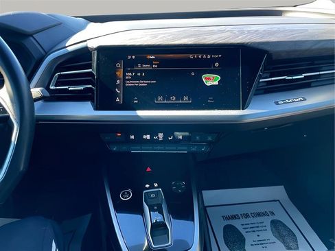 Used 2022 Audi Q4 e-tron Prestige image 20