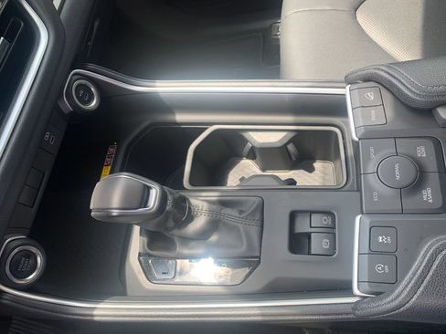 Used 2024 Toyota Grand Highlander AWD image 24