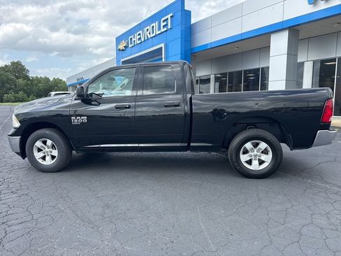 Used 2024 RAM 1500 Classic SLT AWD/4WD image 2