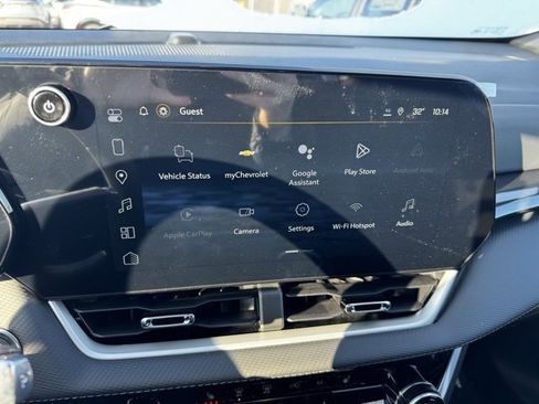 New 2026 Chevrolet Equinox LT image 3