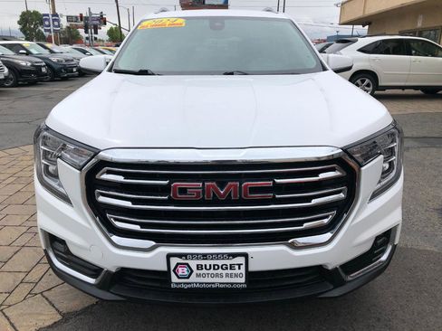 Used 2024 GMC Terrain SLT AWD/4WD image 7