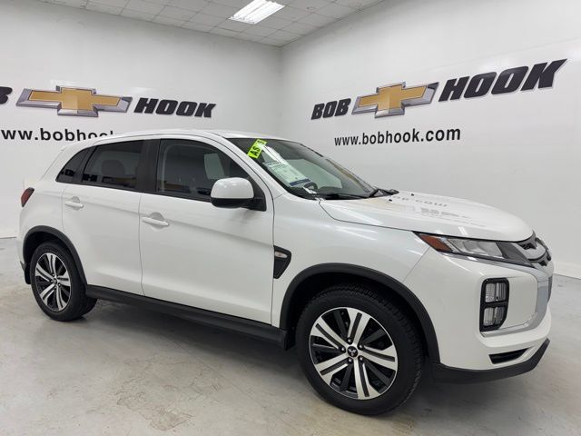 Used 2020 Mitsubishi Outlander Sport ES FWD image 3