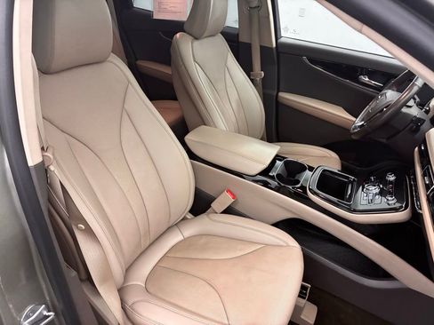 Used 2023 Lincoln Nautilus Reserve image 28