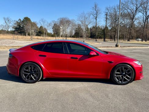 Used 2021 Tesla Model S Plaid image 7