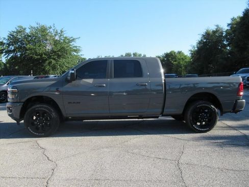 Certified 2026 RAM 3500 Laramie AWD/4WD image 4