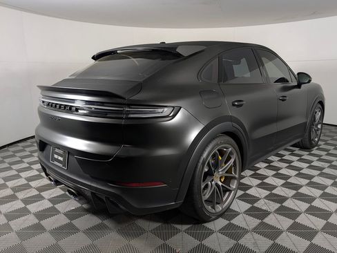 Certified 2024 Porsche Cayenne Turbo GT image 7