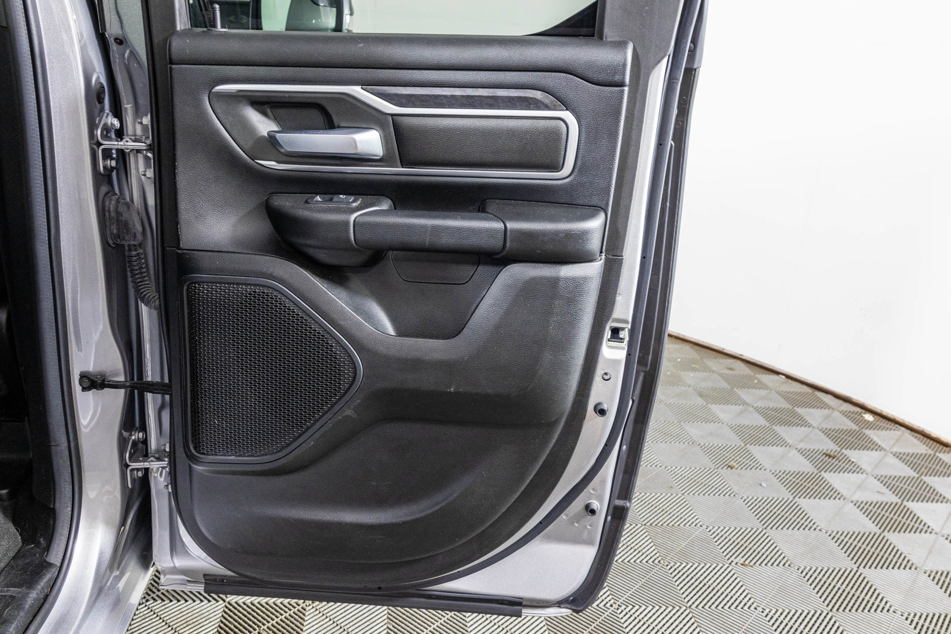 Used 2022 RAM 1500 Big Horn AWD/4WD image 46